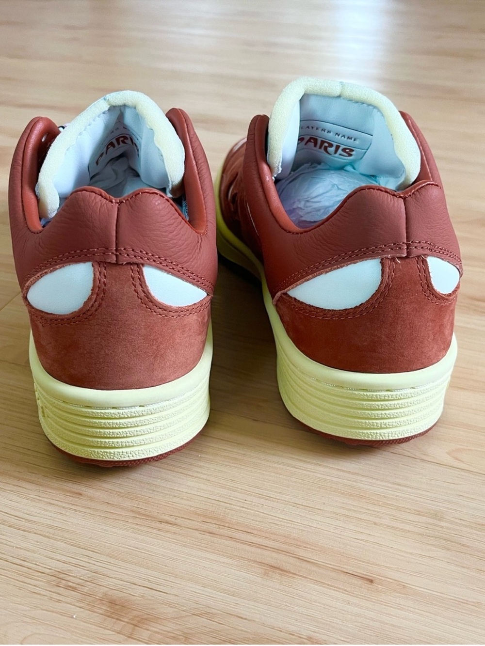 Converse Weapon OX Paris
Men's Walking Shoes Size 9.0
Ritual Red White Sneakers - Picture 7 of 10